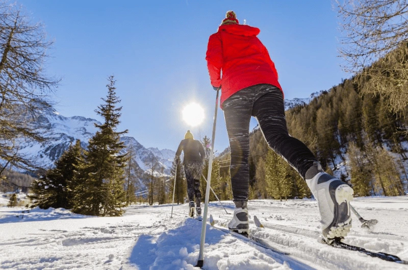 Caminhada com Raquetes de Neve em Bariloche: Explore Trilhas Congeladas