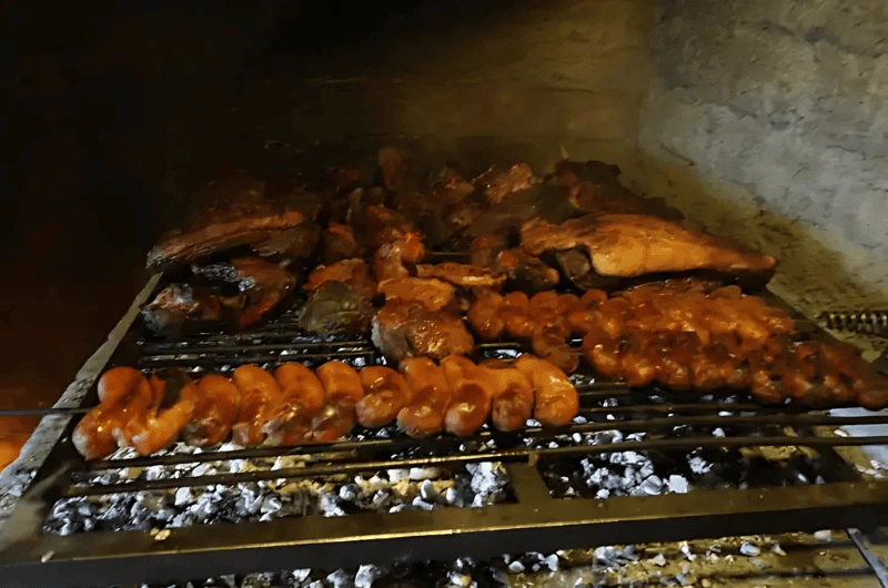 Culinária Regional de Bariloche: Sabores que Você Precisa Experimentar