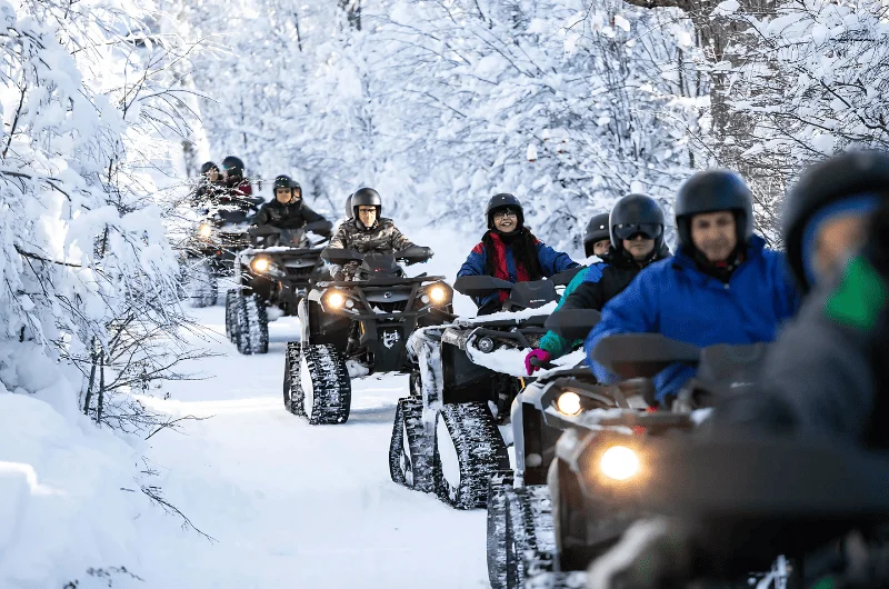 Passeio de Moto de Neve em Bariloche: Adrenalina Pura e Paisagens Inesquecíveis no Coração do Inverno Patagônico
